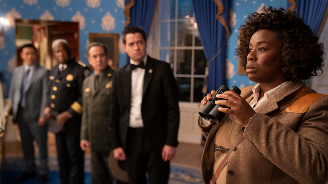 (Right) Uzo Aduba as Cordelia Cupp in 'The Residence'. Photo: Jessica Brooks/Netflix © 2024.