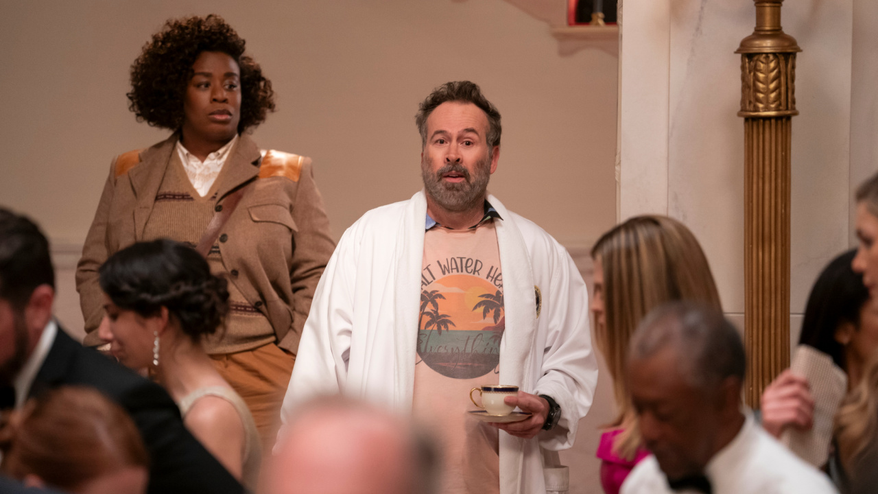 (L to R) Uzo Aduba as Cordelia Cupp, Jason Lee as Tripp Morgan, Molly Griggs as Lilly Schumacher in 'The Residence'. Photo: Jessica Brooks/Netflix © 2024.
